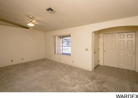 3rd image of 3626 Hiawatha Dr