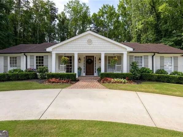 860 Hickory Dr SW, Marietta, GA 30064