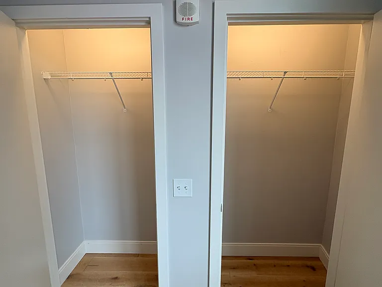 191 Washington St #525 — Photo 35