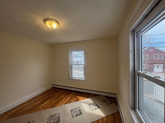 5th image of 31 Harold St #1