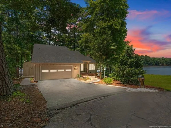1381 Illinois Ave, Sanford, NC 27332