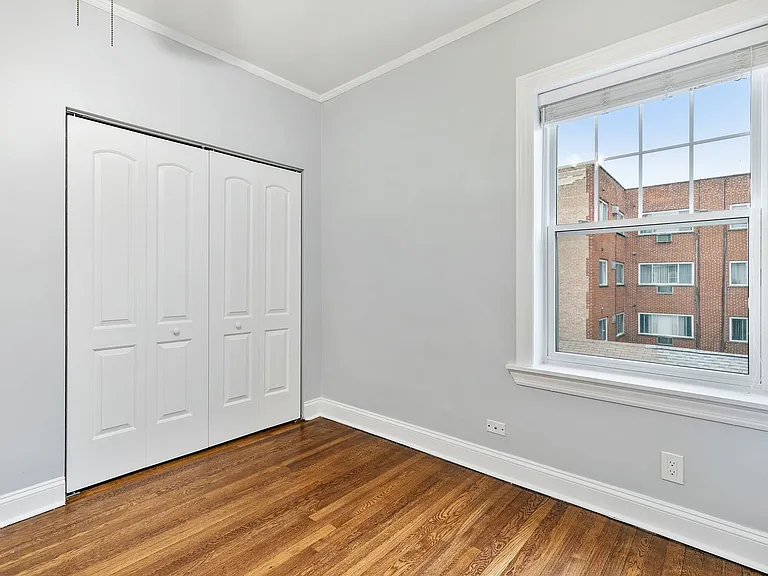 6100-6118 N Winthrop — Photo 56