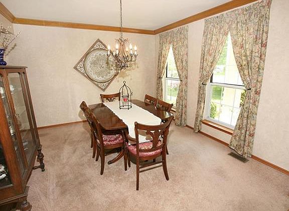 5th image of 94 Honey Ridge Ct