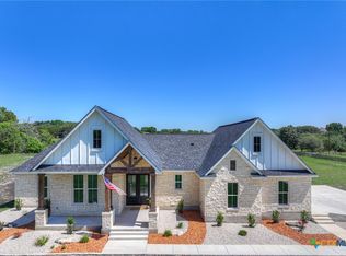 110 Lake Village Rd, Seguin, TX 78155