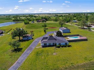 15832 W Britton Rd, Yukon, OK 73099