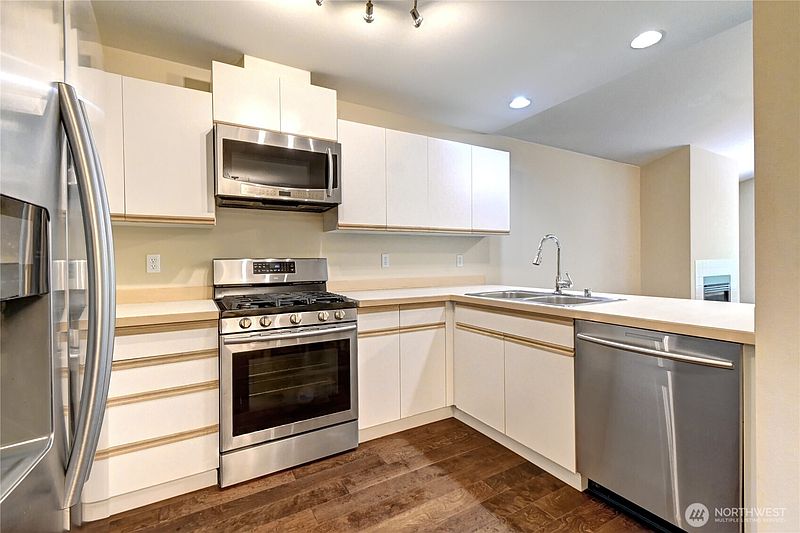 5th image of 13700 56th Avenue SE