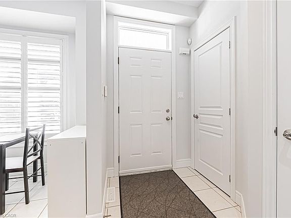 3rd image of 4115 Upper Middle Rd #8