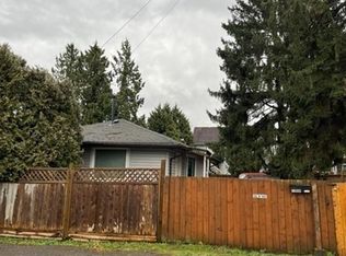 12698 115a Ave, Surrey, BC V3V3R1
