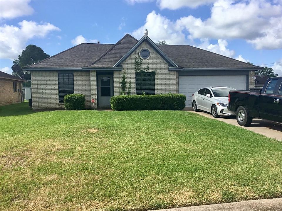 1st image of 7305 Robin Ln