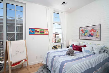 Sold by The InHouse Group