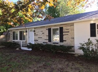 10 Alton Dr, Dudley, MA 01571