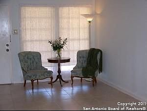 3rd image of 107 Hatcher Ave