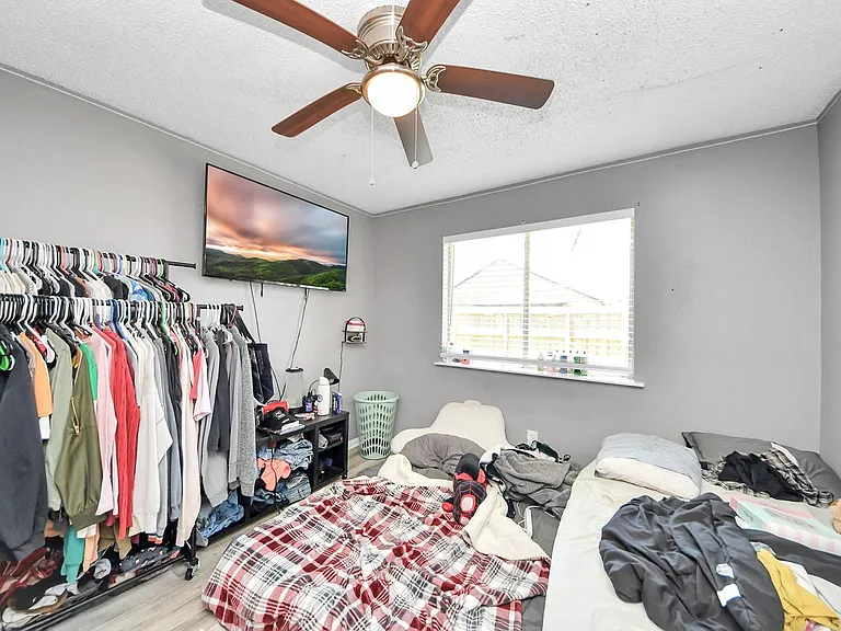 11031 Kirkmead Dr — Photo 20