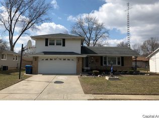 2417 Cahokia Dr, Springfield, IL 62702