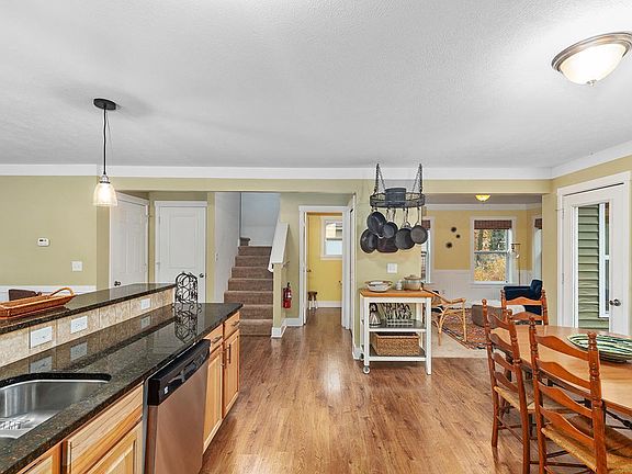 2nd image of 602 Francis St