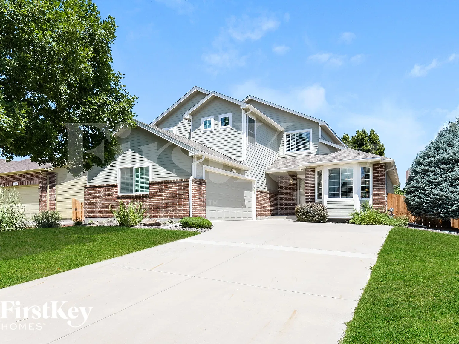 3 bed, 2.5 bath, 2821 sqft, $3,750 — Photo 2