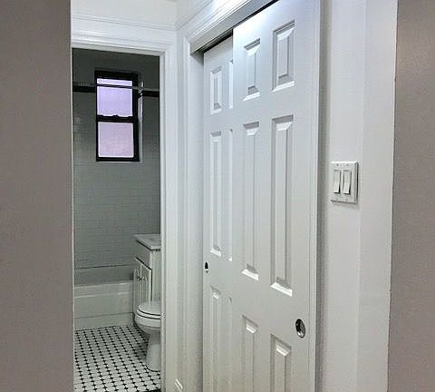 5th image of 201 E 75th St APT 5C