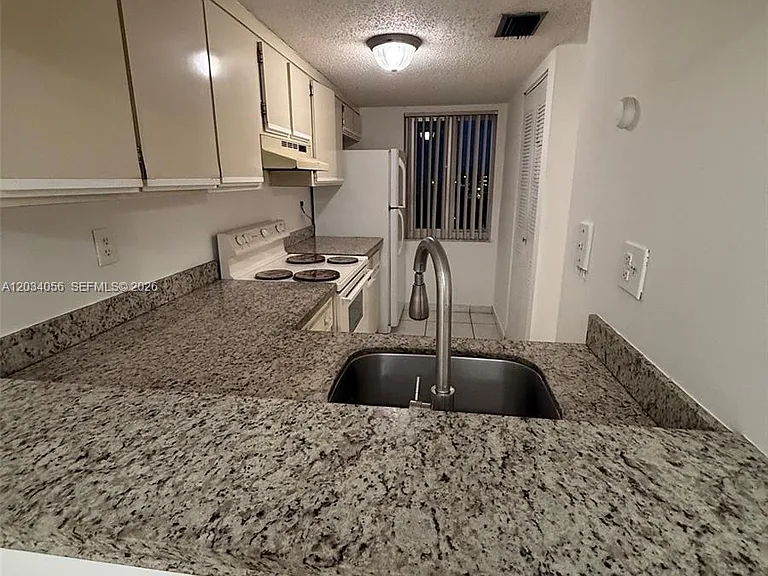 9917 W Okeechobee Rd #3-510 — Photo 2