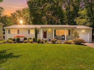 28 Delbrook Rd, Parsippany-Troy Hills Twp., NJ 07950