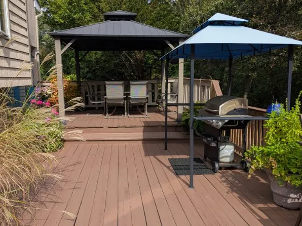 (undisclosed Address), Islip, NY 11751