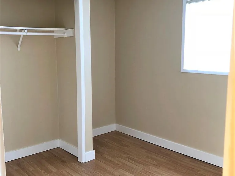 Viewmont Apartments — Photo 33