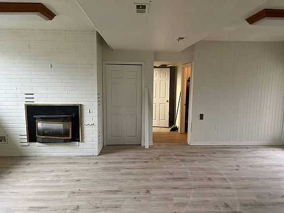 3rd image of 21735 119th Ln SE