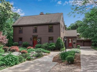 79 N Ellicott St, Williamsville, NY 14221