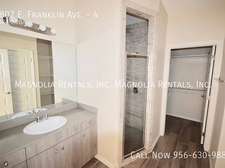 2807 E Franklin Ave #4 — Photo 13