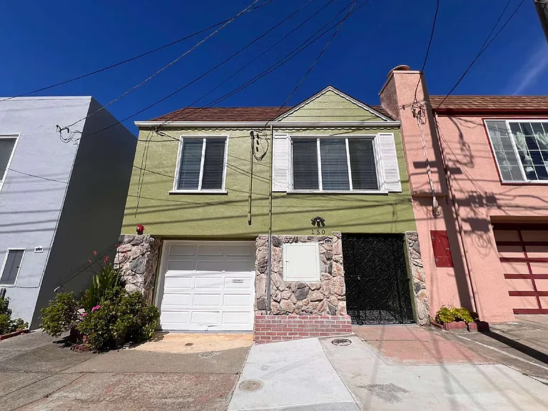 150 Frankfort St — Photo 23