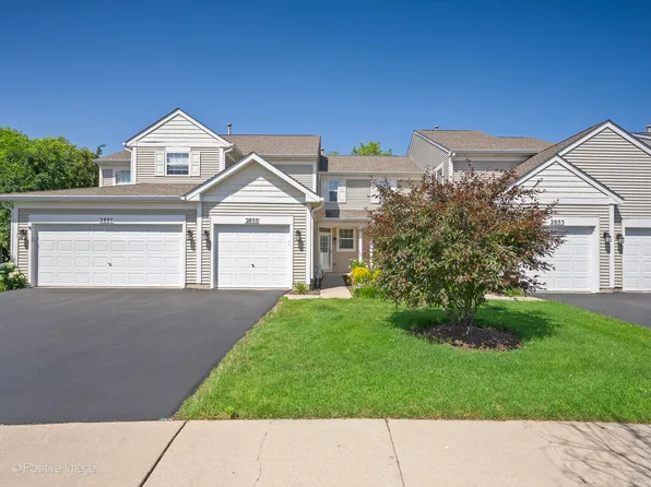 2855 Vernal Ln, Naperville, IL 60564