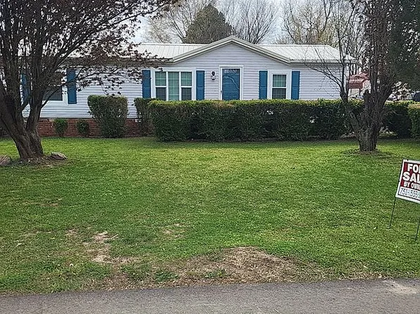 210 Church St W, Troy, TN 38260