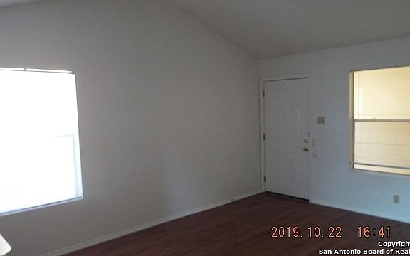 3rd image of 5513 Lochmoor APT 2