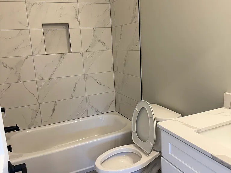 76 Barbara St #3 — Photo 8