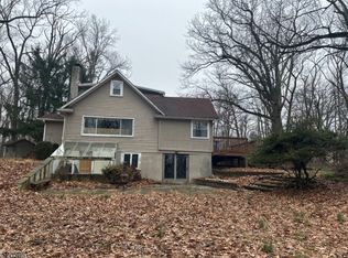 44 Hillcrest Blvd, Warren, NJ 07059