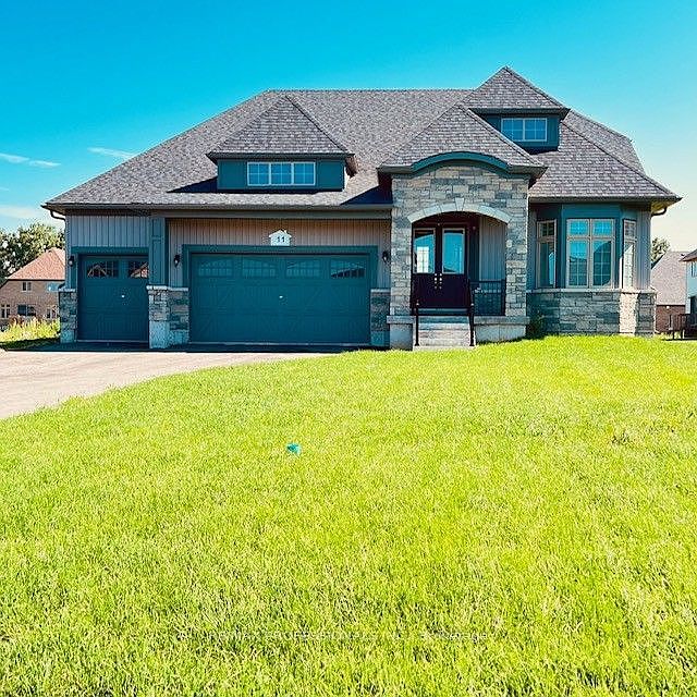 1st image of 11 Heron Ln