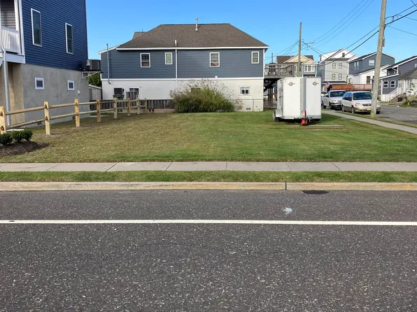 741 W Glenwood Ave, West Wildwood, NJ 08260