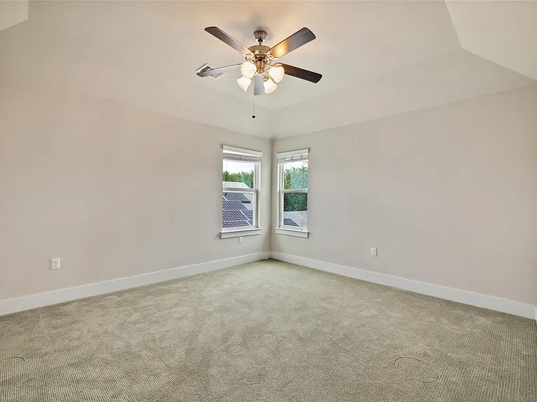 12908 Armaga Springs Rd — Photo 22