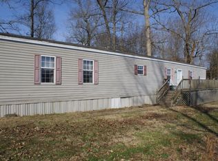 2374 State Route 1124, Farmington, KY 42040