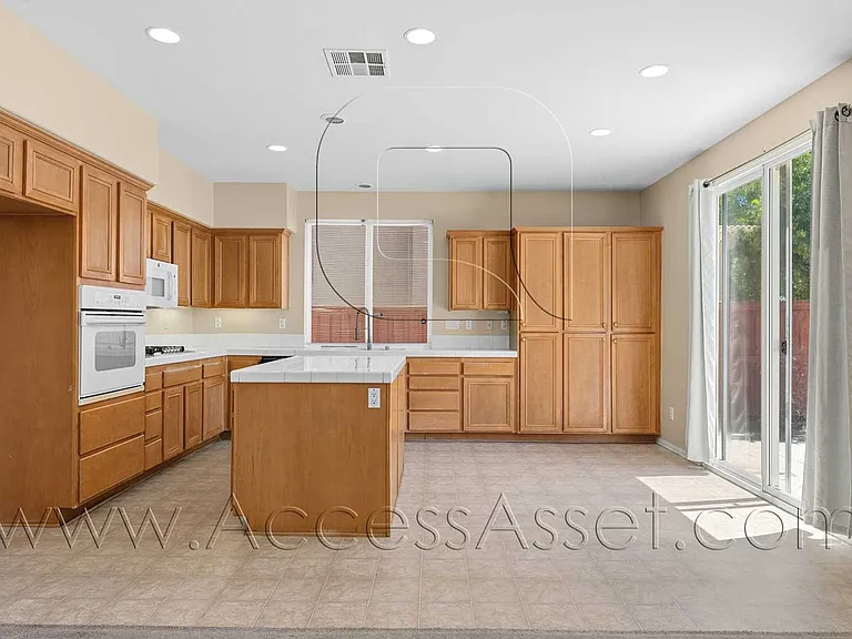 29291 Grande Vista Ave — Photo 3