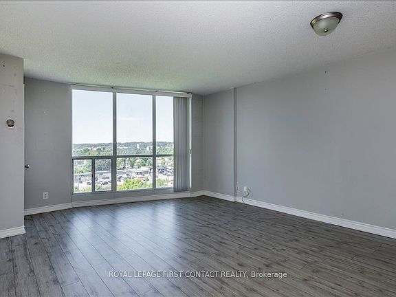 5th image of 65 Ellen St #709