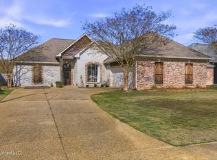 313 Red Cedar Dr, Brandon, MS