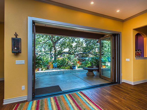 Relaxing outdoor living!