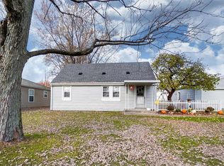 3709 E Sherwood Ter, Fort Wayne, IN 46806