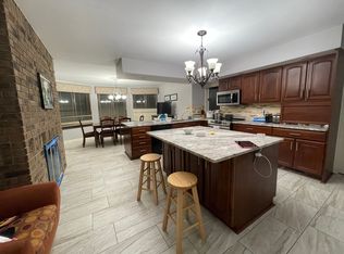 5026 Arbor Valley Ln, Ann Arbor, MI 48105