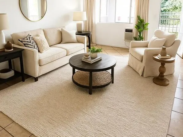 8800 Cedros Ave APT 219, Panorama City, CA 91402