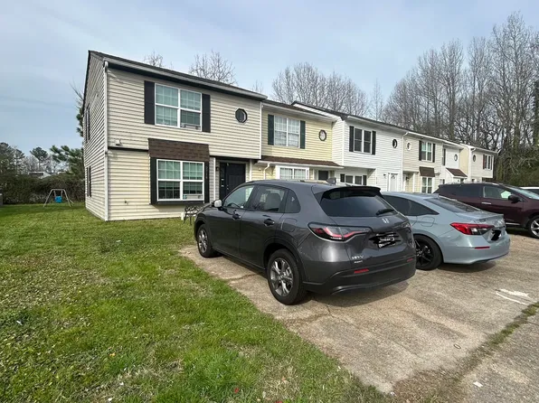 2714 Janice Lynn Ct, Chesapeake, VA 23323