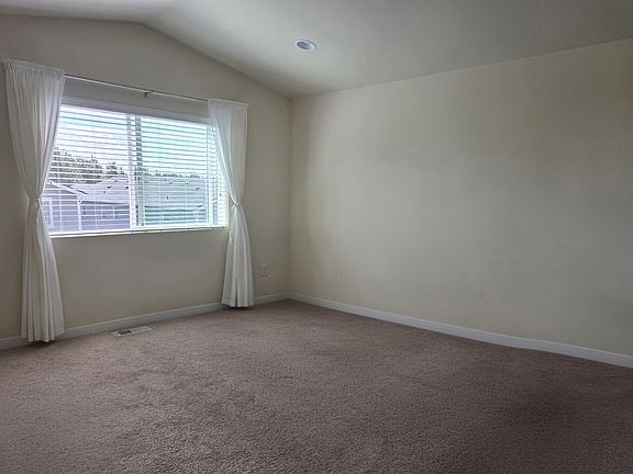 5th image of 12213 SE 292nd St