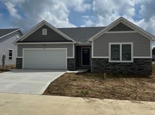 785 Glory Dr, Wadsworth, OH 44281