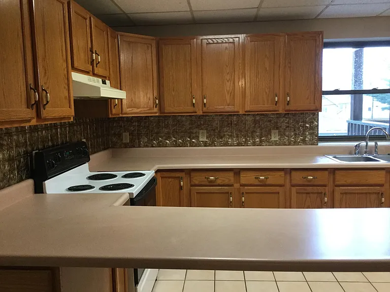 601 Broad Ave #2B — Photo 8