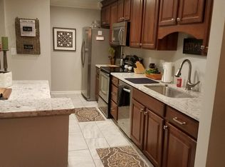 10504 Southern Meadows Dr, Louisville, KY 40241
